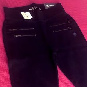 Abercrombie & Fitch Black Legging with Tags